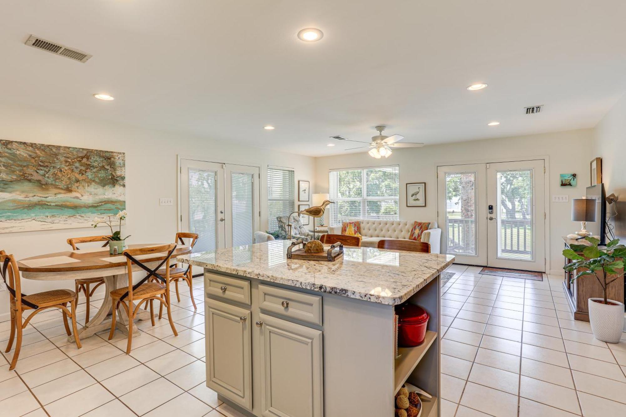 The Palm Bay St Louis Home - Walk To Beach! Waveland Екстер'єр фото